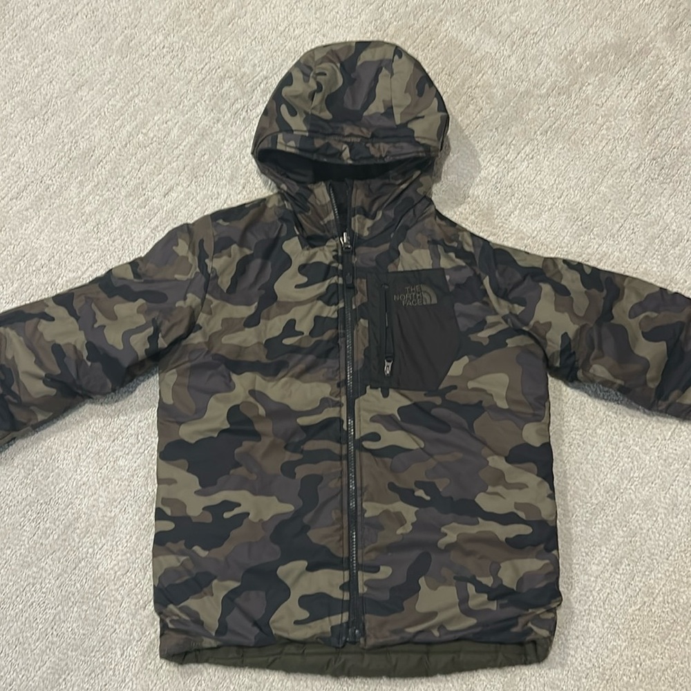 Boys Reversible North Face Jacket Sz. M 10/12